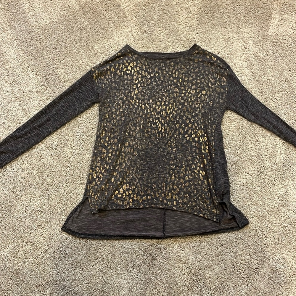 Long sleeve woman’s shirt, is see through